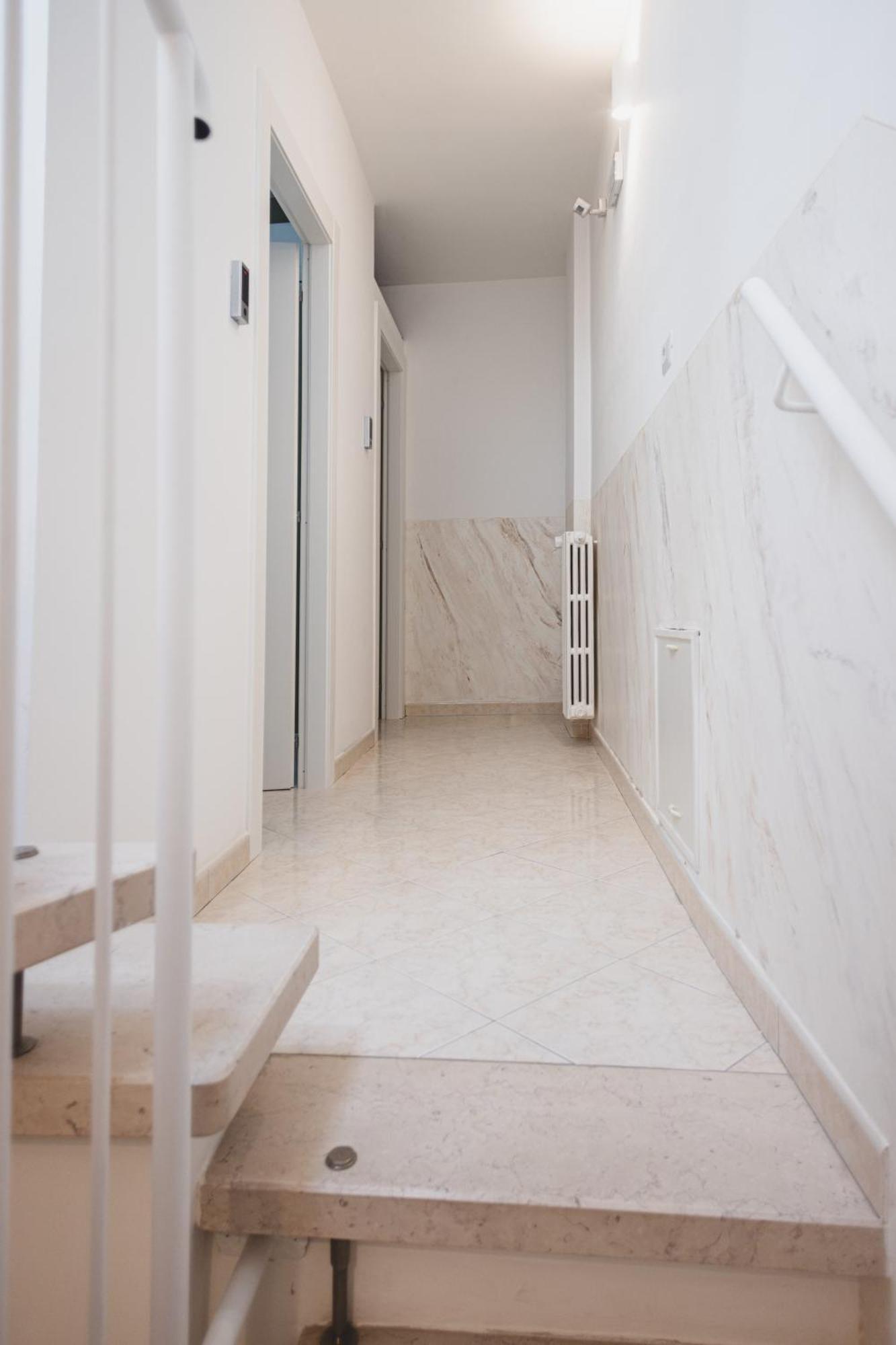 Piazza Verdi B&B วาสโต ภายนอก รูปภาพ